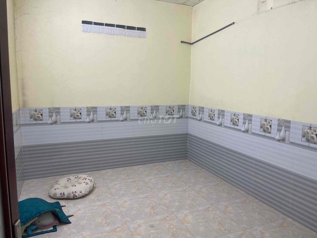 Cho Thuê Mặt Bằng Kinh Doanh Giá Rẻ, Rộng Rãi Mặt Tiền Nhựa Lớn