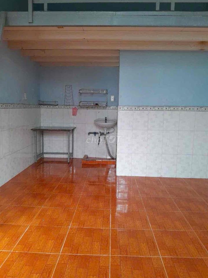 cho thuê phòng mặt tiền