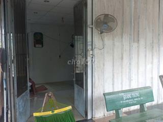 Cho thuê nhà và đất Đối diện Trạm Y tế Xã Hưng Long Bình Chánh