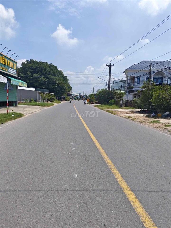 300m2 Đất Thổ Đường Nhựa gần Bịnh Viện Xuyên Á Phường Gò Dầu Tây Ninh