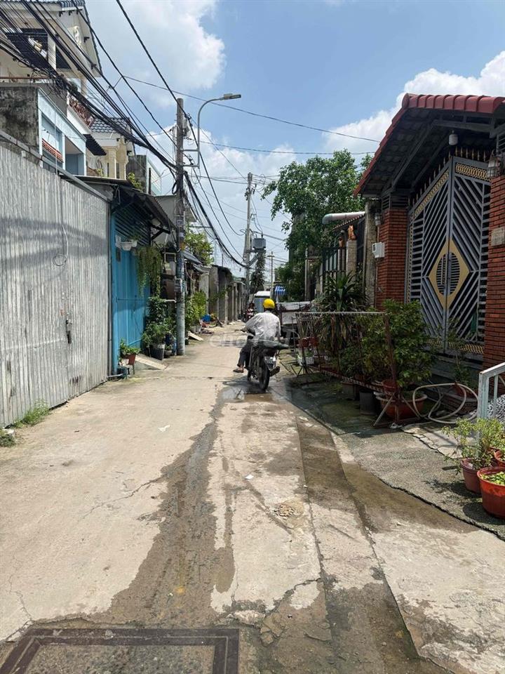 cần bán nhà chính chủ bán sổ hồng riêng