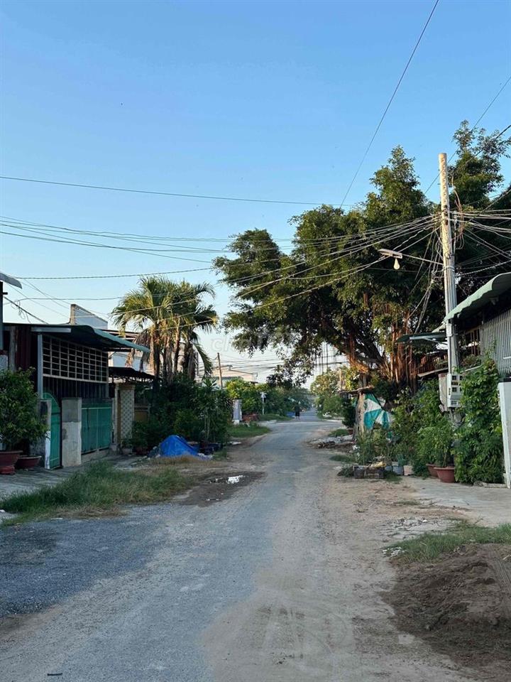 Cần Bán Miếng Đất hẻm 70 Nguyễn Chí Thanh