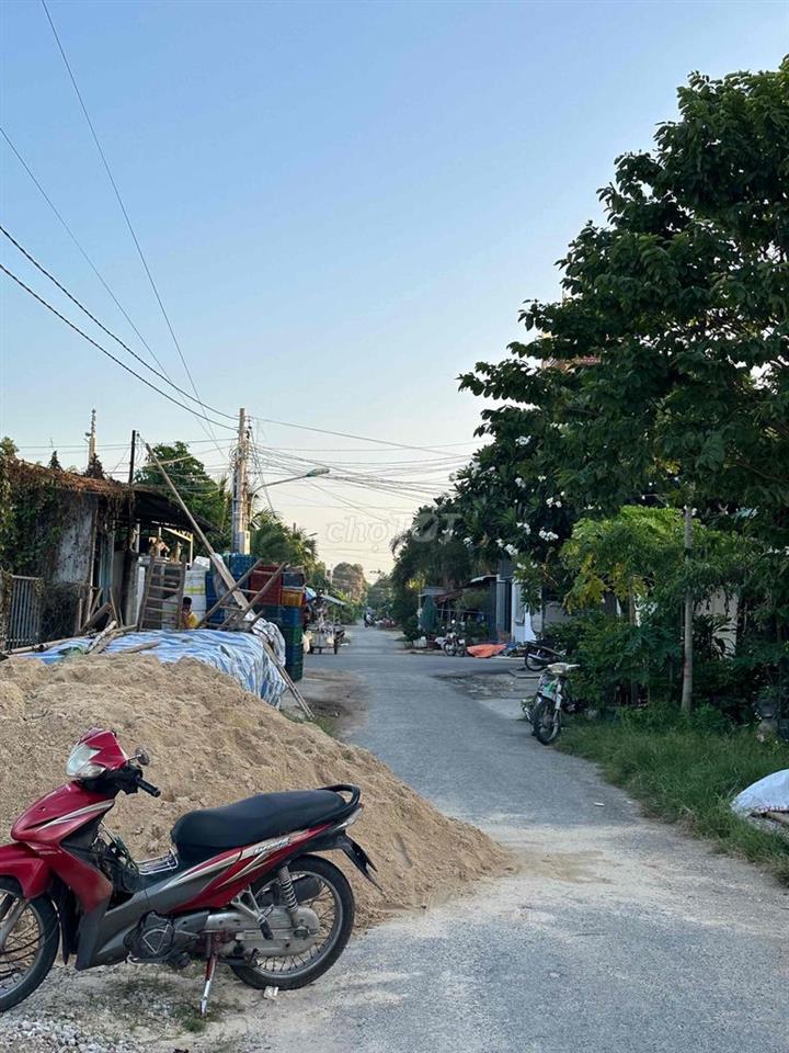 Cần Bán Miếng Đất hẻm 70 Nguyễn Chí Thanh