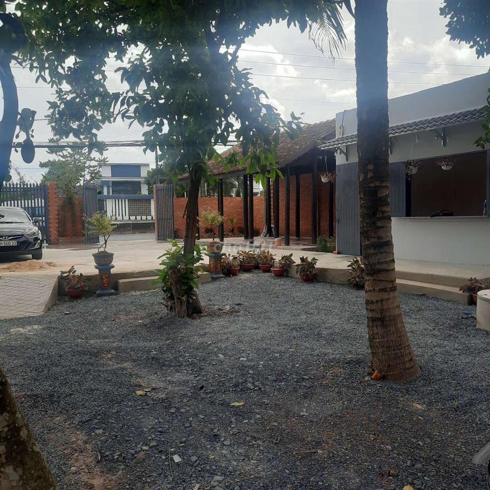 Đất Mặt Quốc Lộ 22B