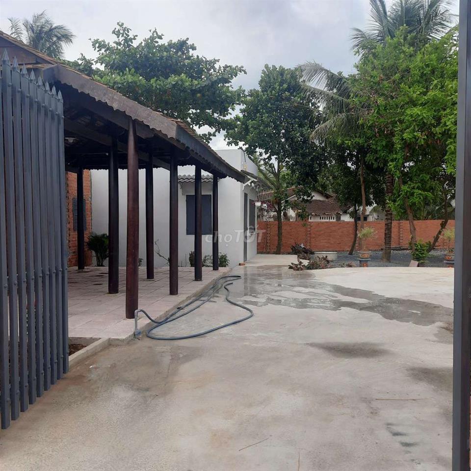 Đất Mặt Quốc Lộ 22B