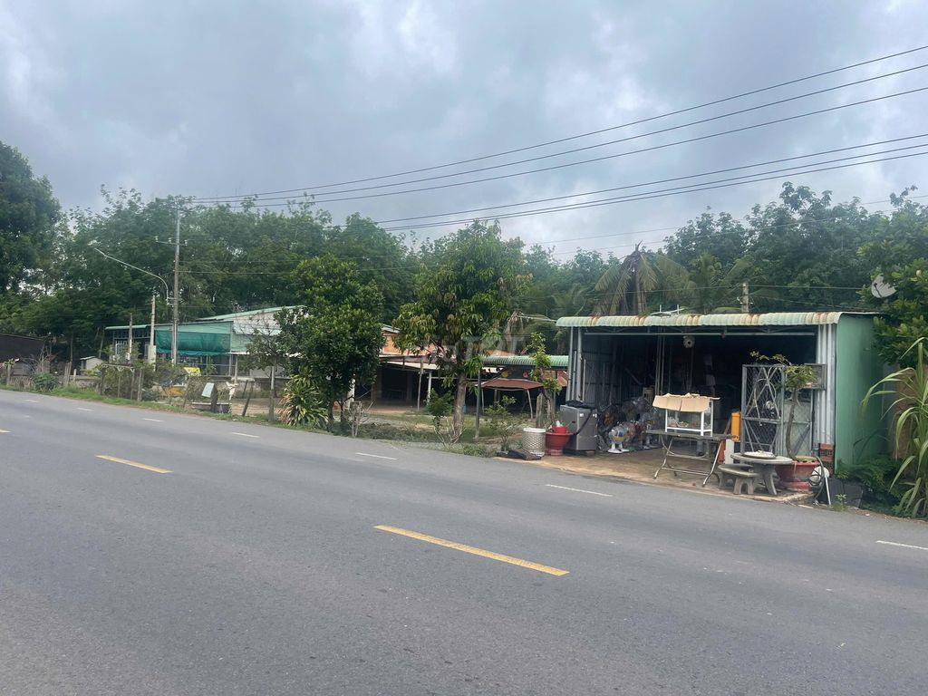 BÁN ĐẤT MẶT TIỀN DT 793
