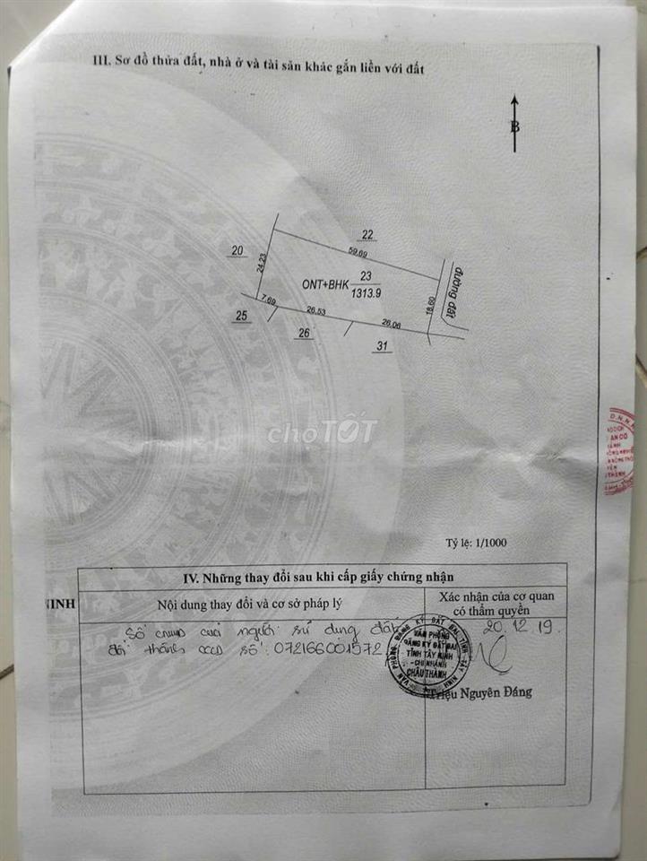 trên đất đã có sẵn nhà cấp 4 , có 100 thổ cư