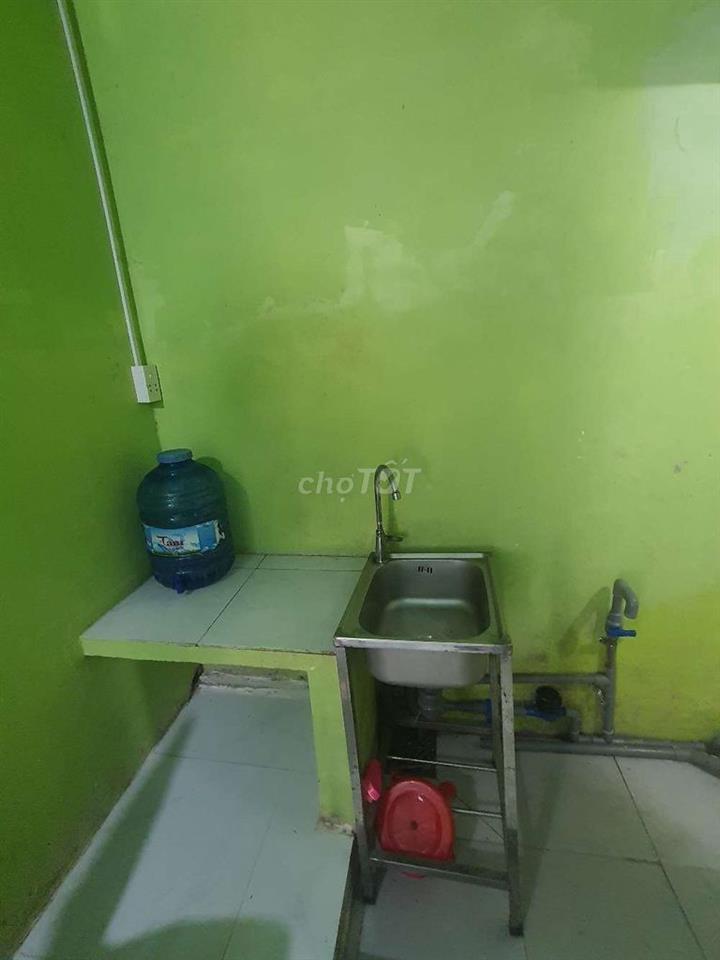 phòng máy lạnh full nội thất