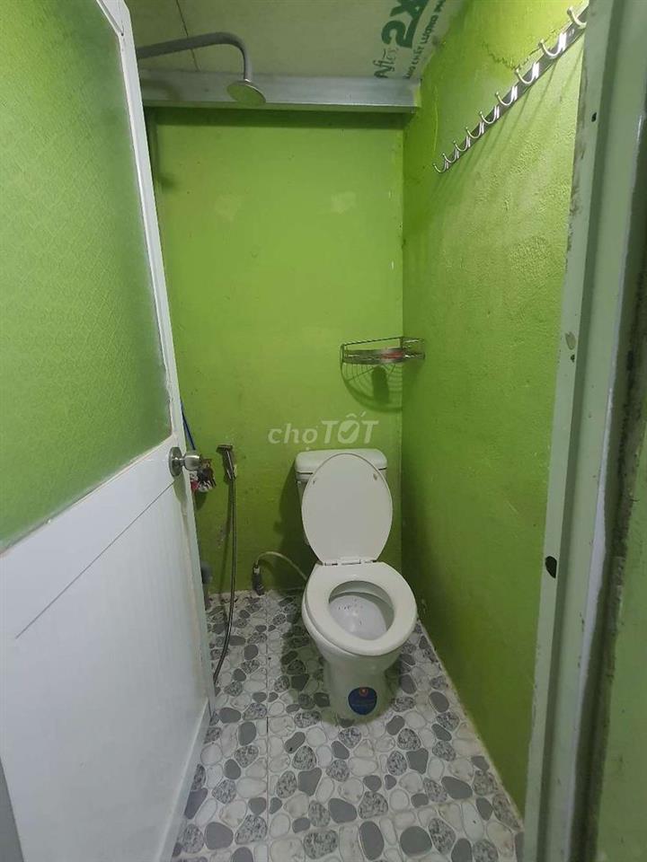 phòng máy lạnh full nội thất