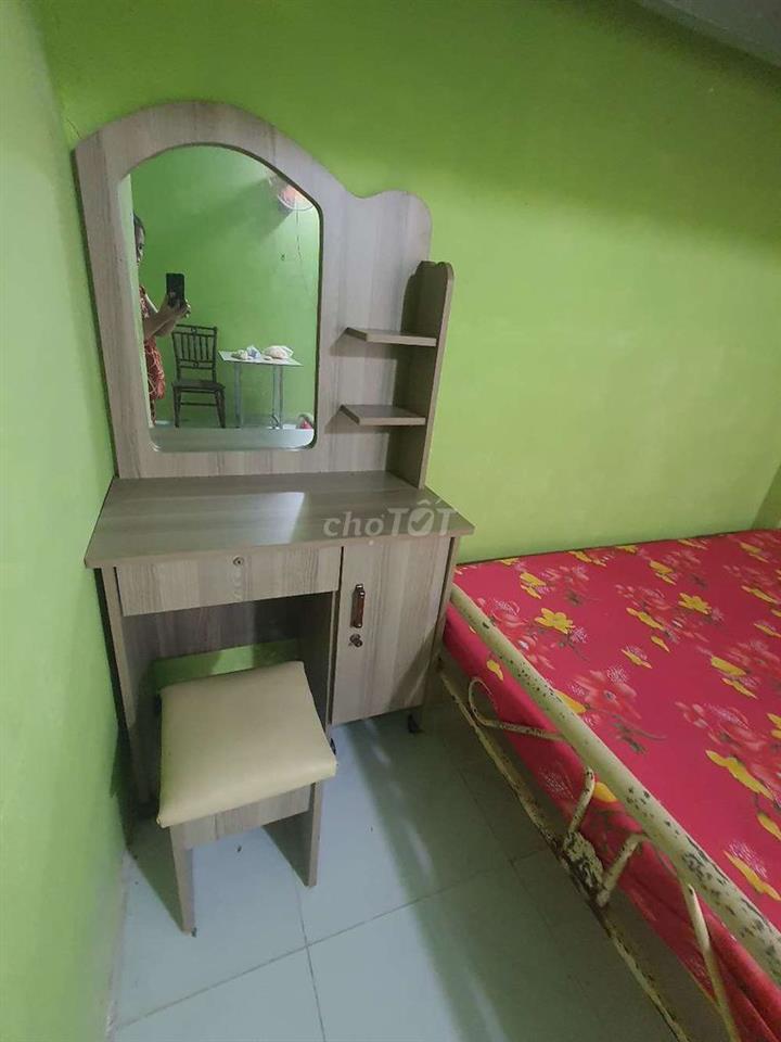 phòng máy lạnh full nội thất