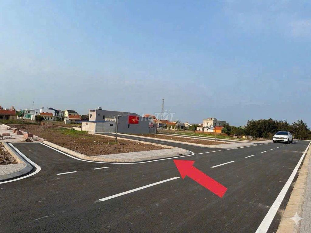 Cần tiền bán gấp đất sát bãi biển Thịnh Long