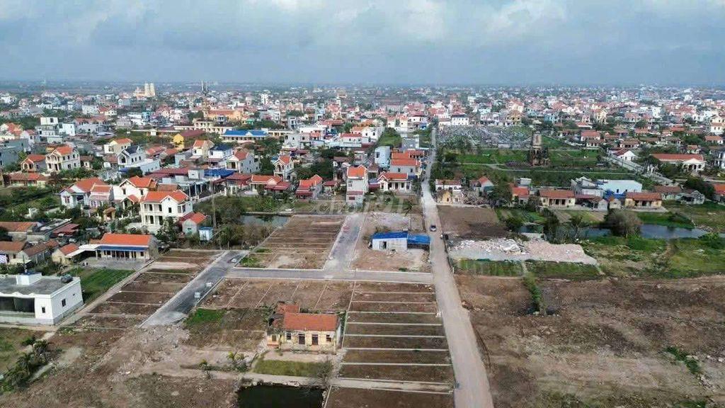 BÁN ĐẤT VEN BIỂN THỊNH LONG