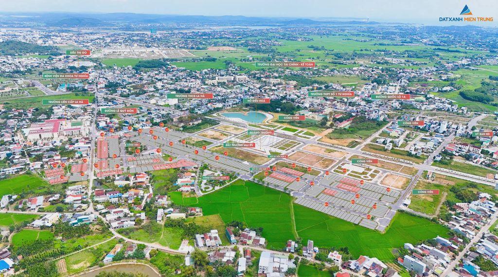 CDT cần bán gấp lô đất nền đẹp, đối diện Quảng Trường đường Bích Khê