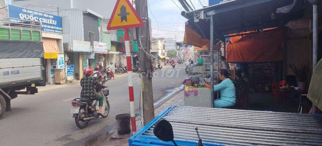 Nhà mặt tiền Tt Giồng Trôm, Bến Tre