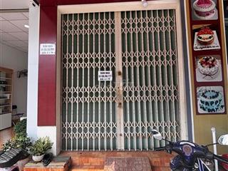 bán nhà mặt tiền