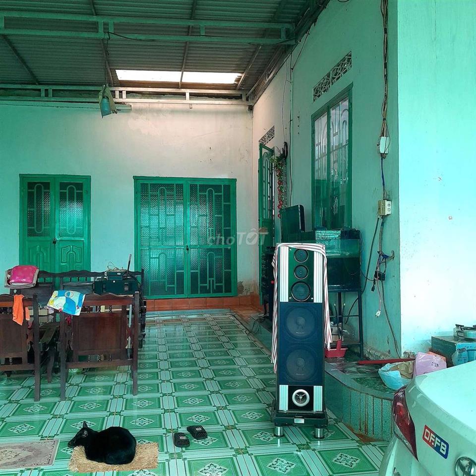 Do lớn tuổi cần bán căn nhà vườn và mảnh đất kế bên