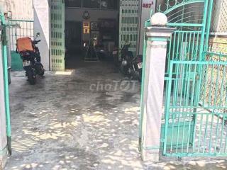 cần bán nhà đất thổ cư nằm gần ngã 3 lê vĩnh hoà và lưu hữu phước