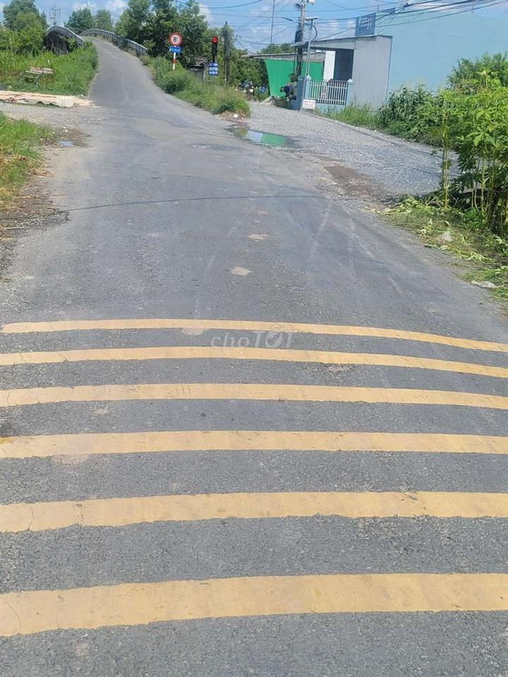 bán nền khóm 5 chợ Đầm dơi
