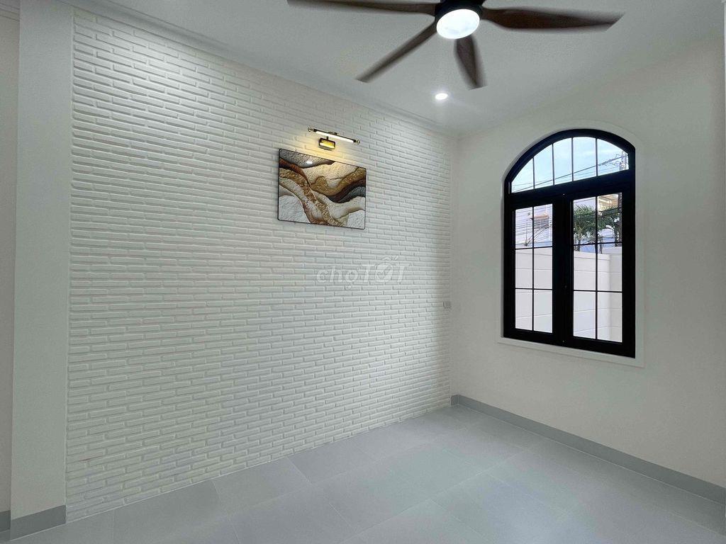 BÁN NHÀ TÂN CỔ ĐIỂN, trục chính Khu nhà ở Trường Giang