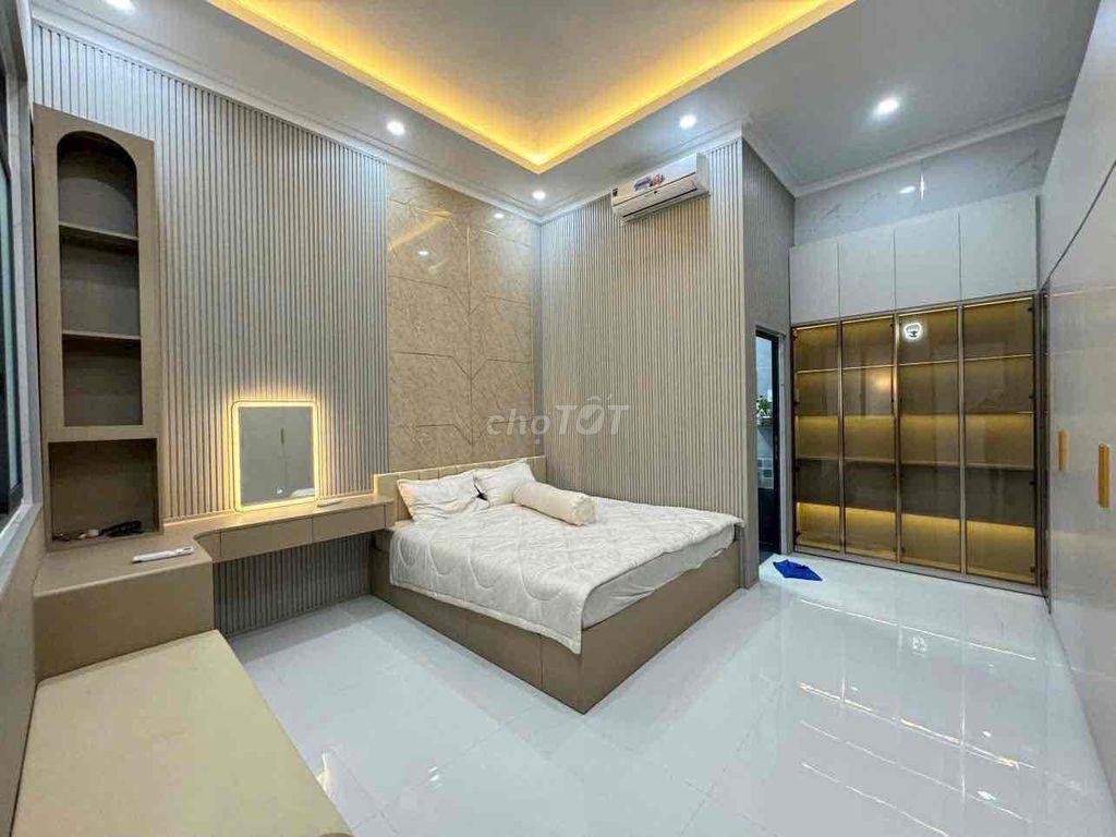 NHÀ SIÊU ĐẸP RỘNG LỘ NHỰA Ô TÔ
