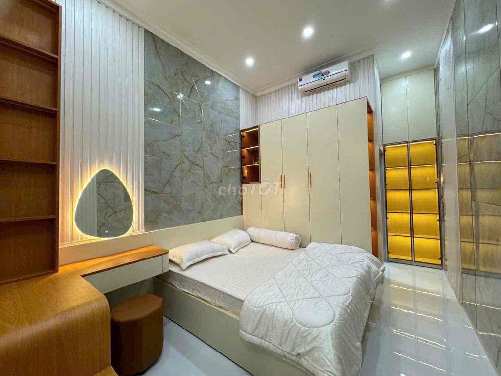 NHÀ SIÊU ĐẸP RỘNG LỘ NHỰA Ô TÔ