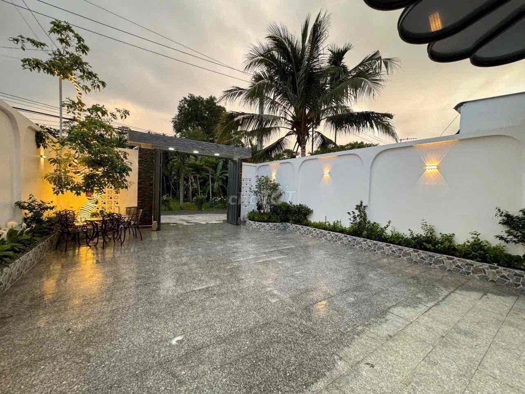 NHÀ SIÊU ĐẸP RỘNG LỘ NHỰA Ô TÔ