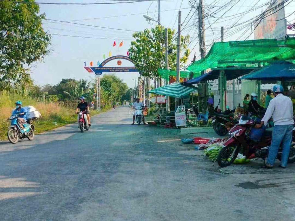NỀN GÓC SIÊU ĐẸP GIÁ RẺ SAU CÂY XĂNG SỐ 8