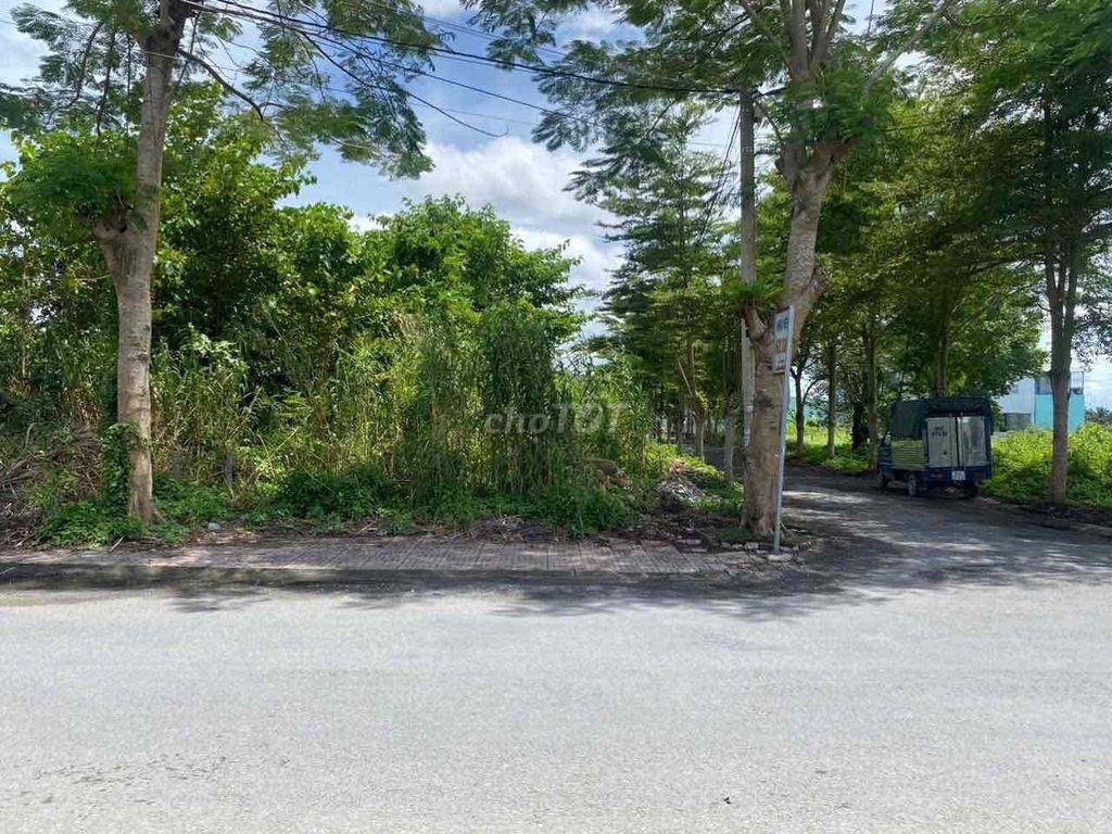 NỀN GÓC SIÊU ĐẸP GIÁ RẺ SAU CÂY XĂNG SỐ 8