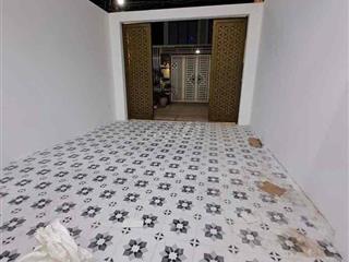 NHÀ MỚI XÂY ĐƯỜNG Ô TÔ GẦN PHƯỜNG 1