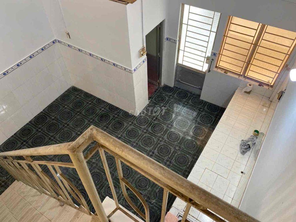NHÀ GÁC LỮNG KHU HƯNG THỊNH ĐỨC GIÁ RẺ