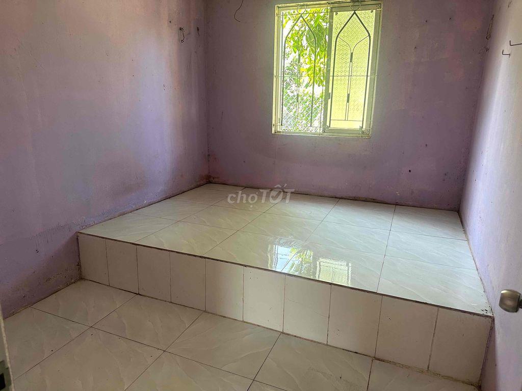 cần bán nhà cách cầu số 1 800m