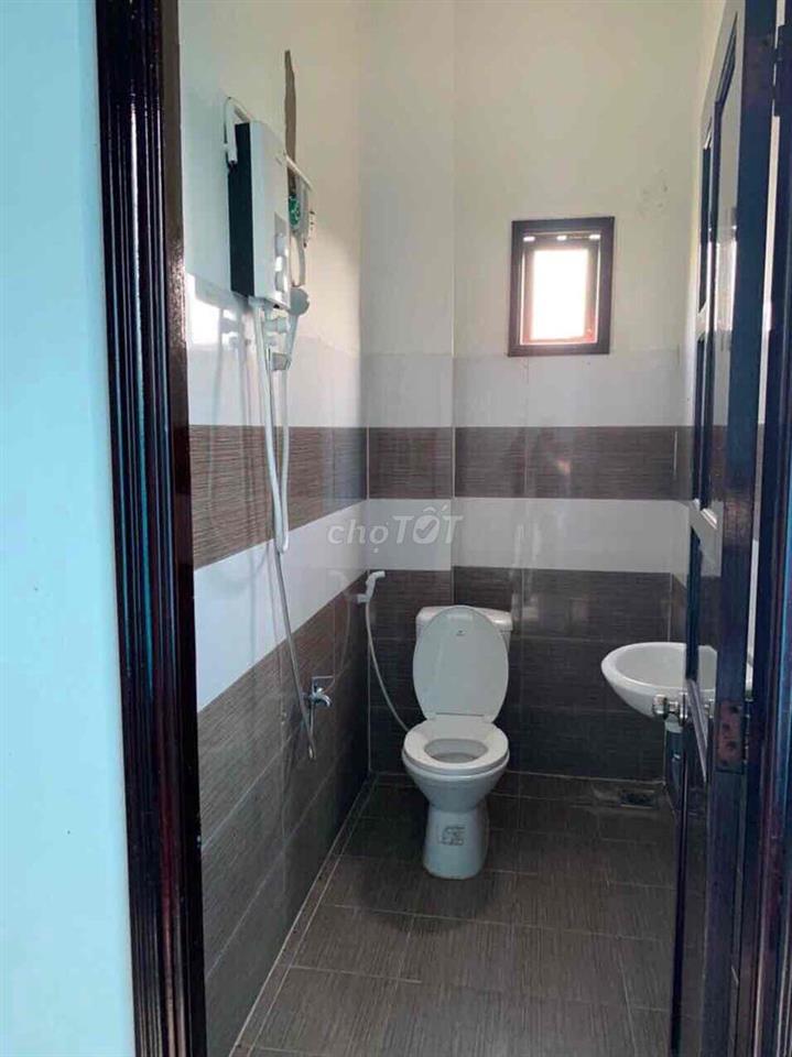 Bán Nhà Mặt Tiền Khu Công Nghiệp Hoà Phú (đang cho thuê 7 tr/tháng)
