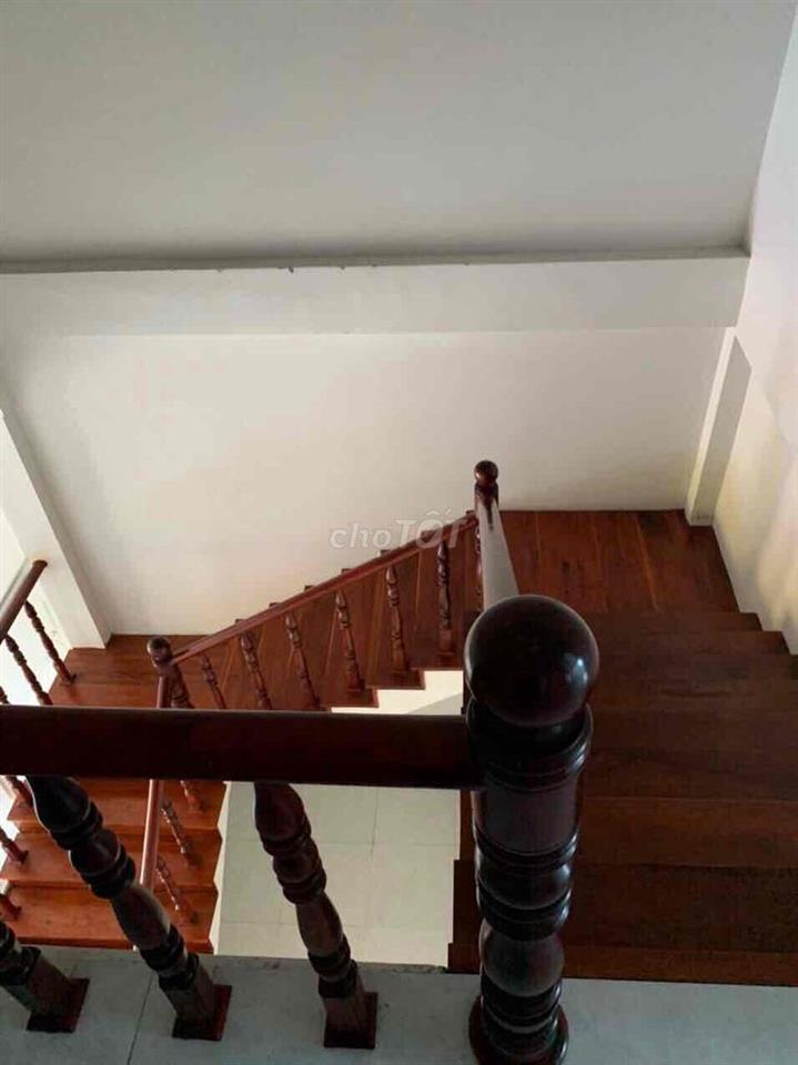 Bán Nhà Mặt Tiền Khu Công Nghiệp Hoà Phú (đang cho thuê 7 tr/tháng)
