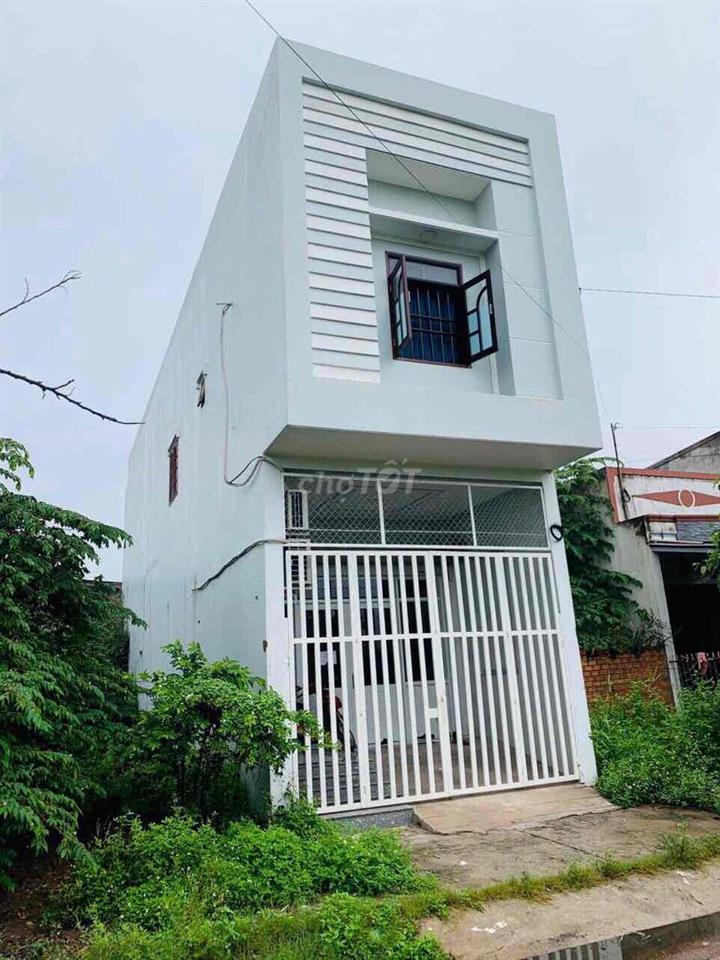 Bán Nhà Mặt Tiền Khu Công Nghiệp Hoà Phú (đang cho thuê 7 tr/tháng)