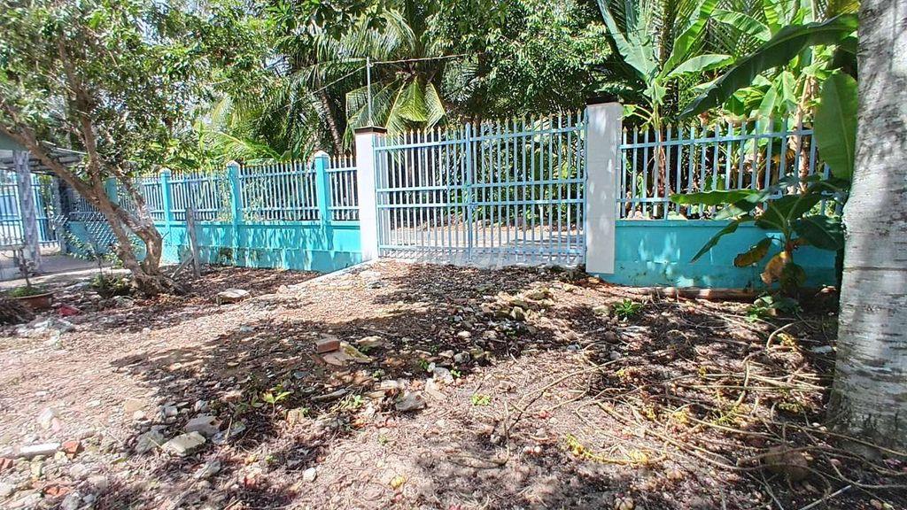 Đất mặt tiền đường Dh25C ,đất được 200m thổ cư 