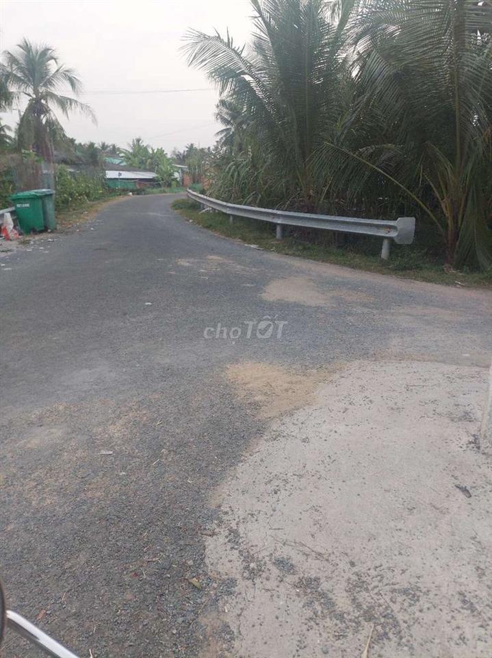KHU VƯỜN NGHỈ DƯỠNG 650m CLN