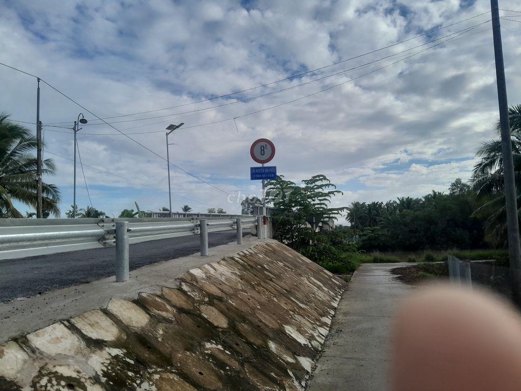 Chính chủ bán đất thổ cư view sông nở hậu