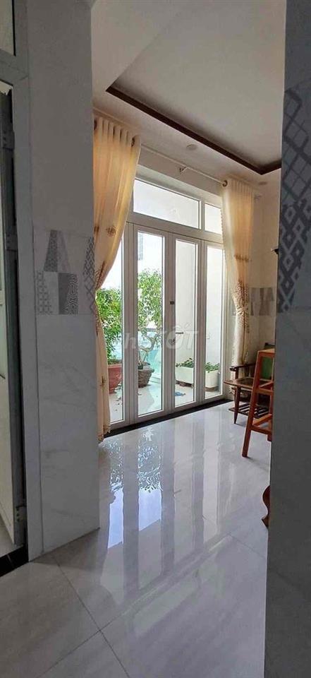 BÁN NHÀ CHÍNH CHỦ K1