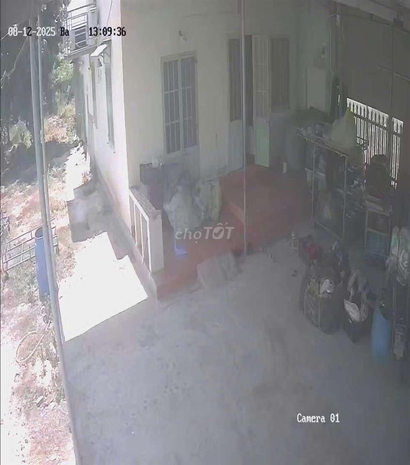 cần bán nhà nguyên căn đường xe tải