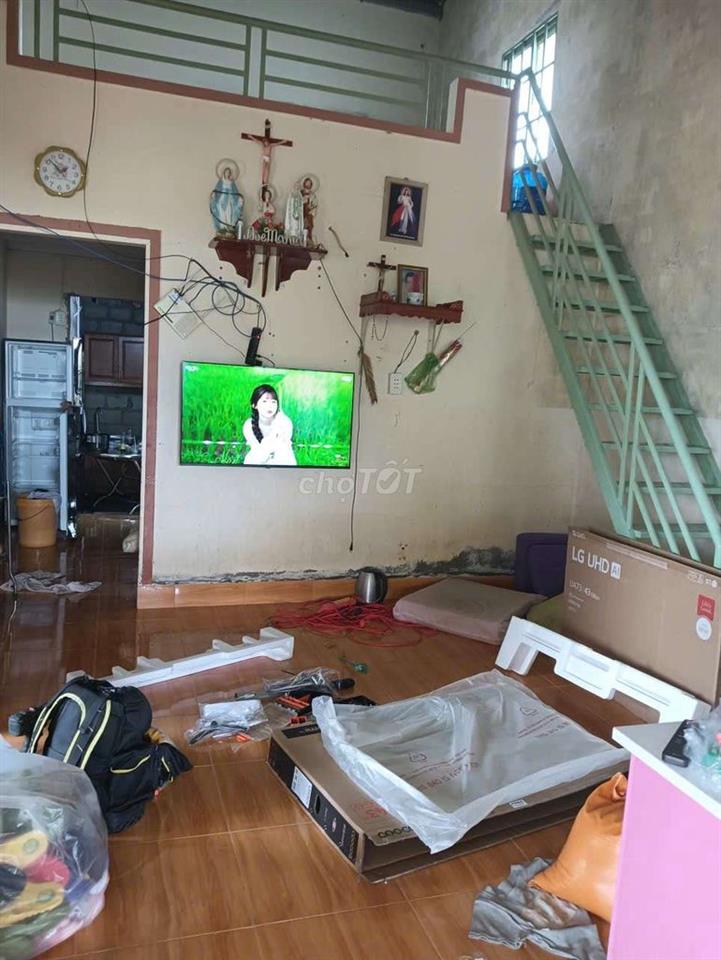 cần bán nhà nguyên căn đường xe tải