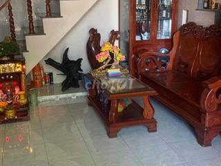nhà bán vừa ở, vừa kinh doanh, vừa nuôi yến