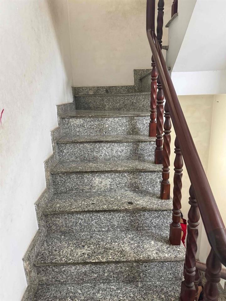 ccg cần bán gấp để cứu chủ, chưa qua kd sát bên chùa Hoằng Pháp
