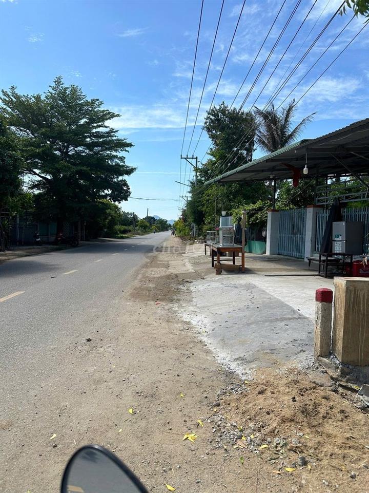Cần bán lô đất thổ cư 213m2 giá 1ty650