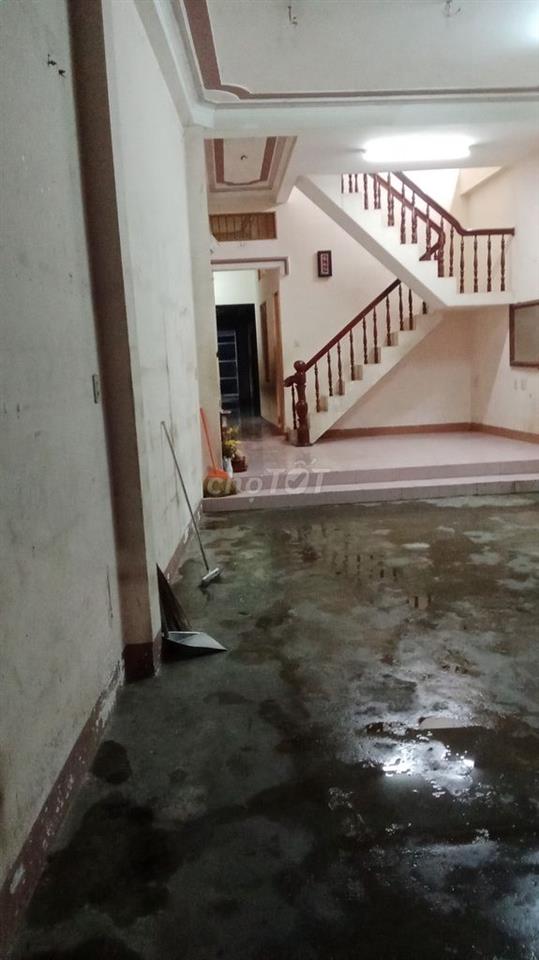 Chính chủ cho thuê nhà mặt tiền