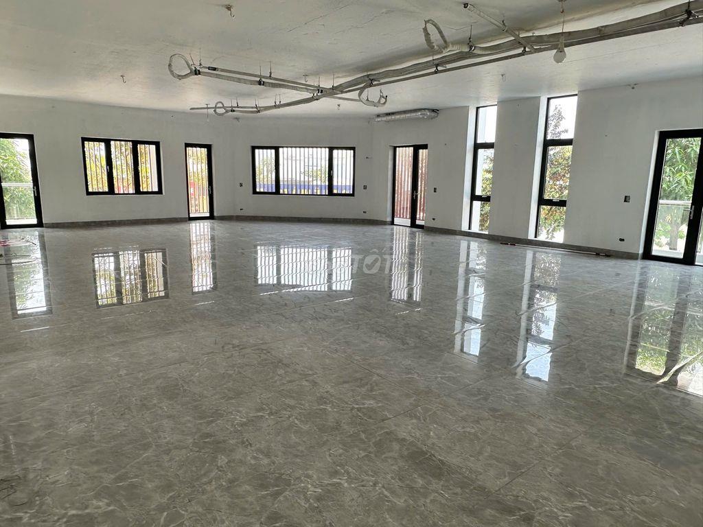 CHO THUÊ 2 SÀN 370M² – 2 MẶT TIỀN CHU VĂN AN & NGUYỄN LAM ***