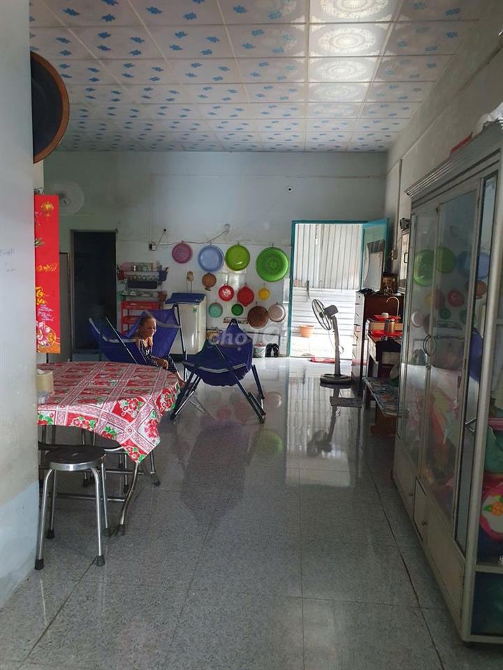 BÁN NHÀ + VƯỜN DIỆN TÍCH 1.126M² – GIÁ 1,8 TỶ