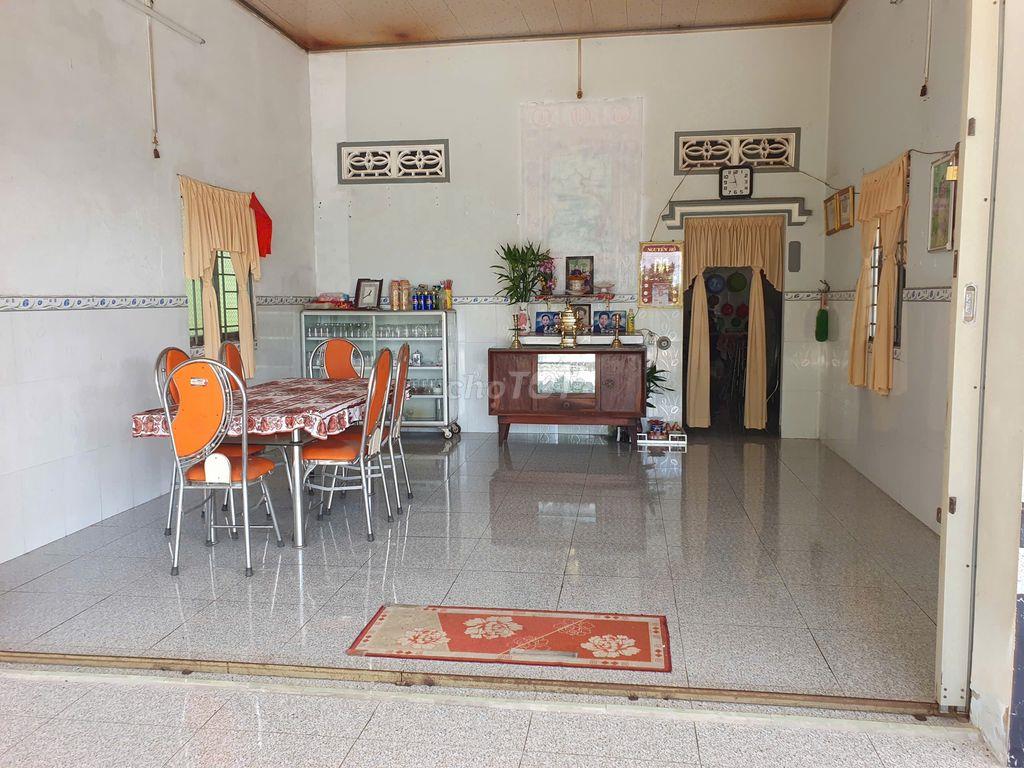 BÁN NHÀ + VƯỜN DIỆN TÍCH 1.126M² – GIÁ 1,8 TỶ