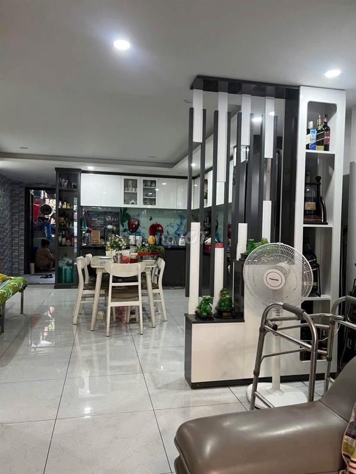 NHÀ PHỐ MỚI XÂY DỰNG 3PN - 4 WC P. CAO LÃNH FULL NỘI THẤT 