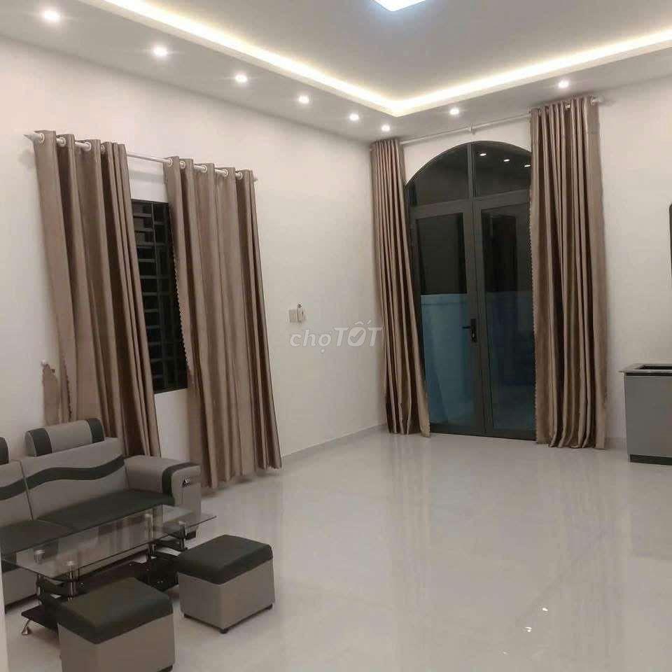 Nhà Cấp 4