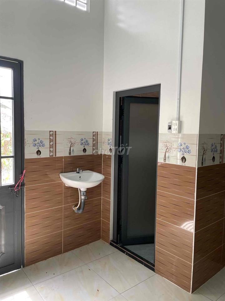 Cho thuê nhà Đối diện Trường THCS Trần Đại Nghĩa